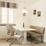 Fuchs Apartment *
